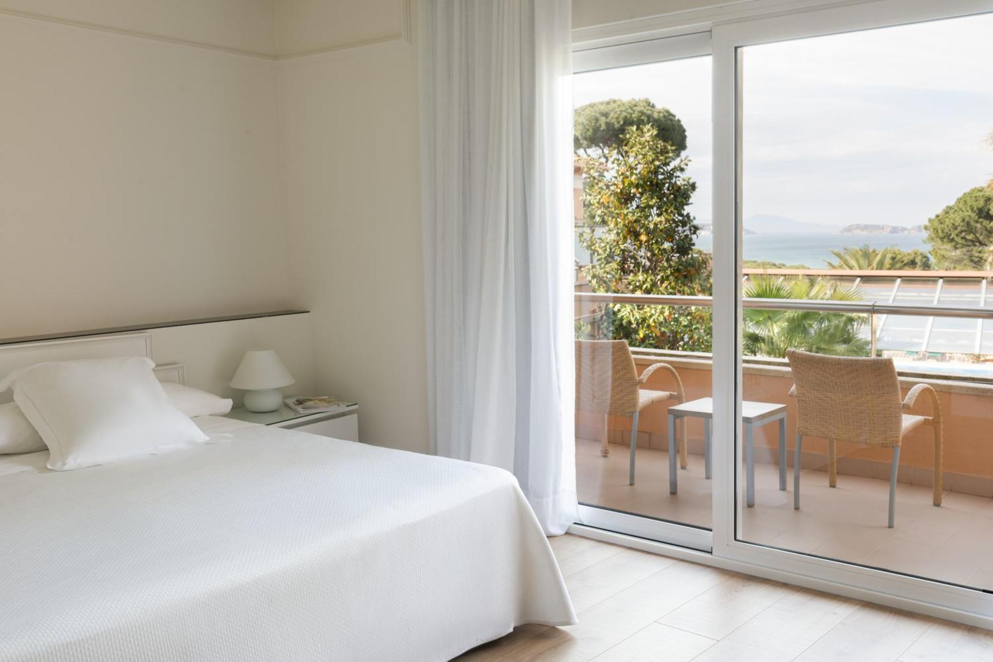 Hotel Sa Punta - Adults Only Fr13 Begur Kültér fotó